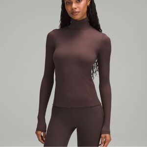 Lululemon Wundermost Ultra-Soft Nulu Long-Sleeve Turtleneck
Espresso